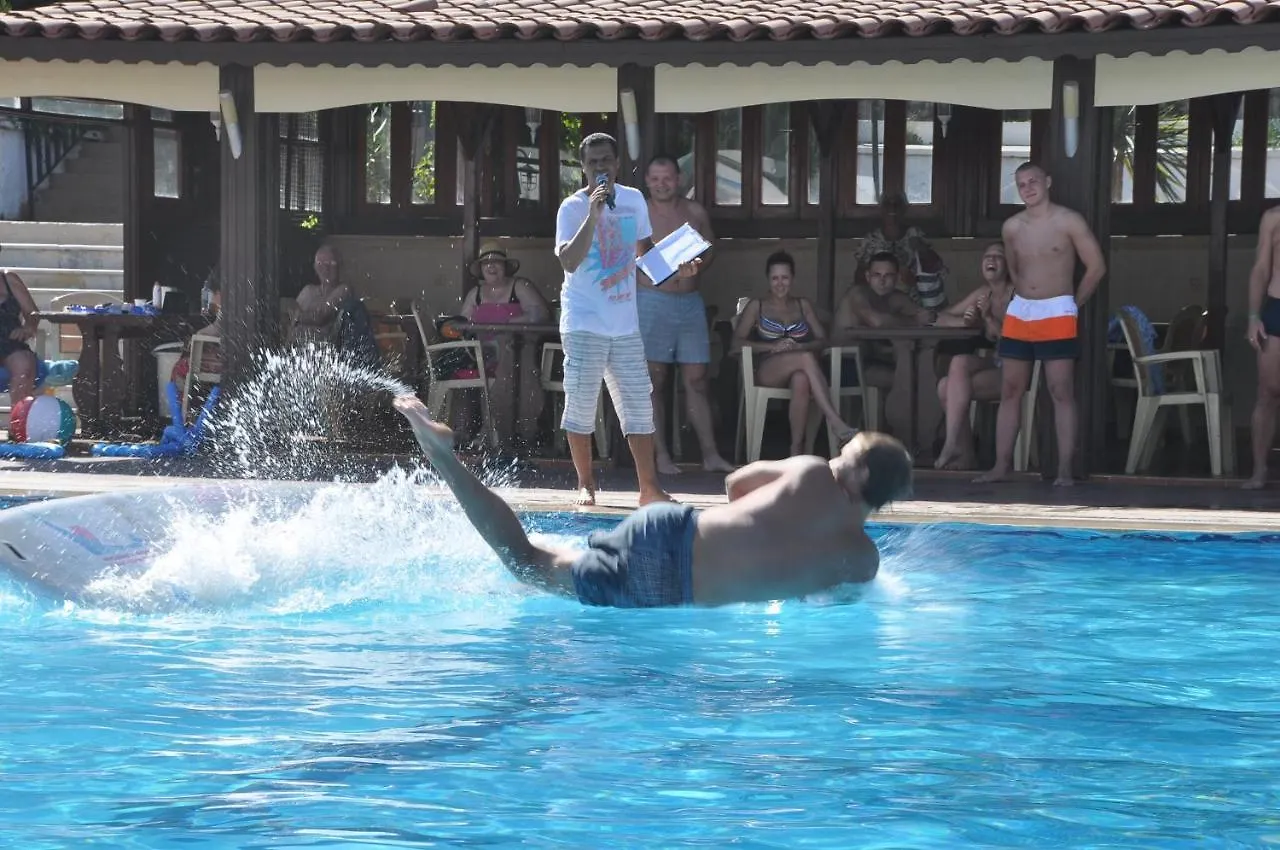 Pigale Family Club Otel Kuşadası