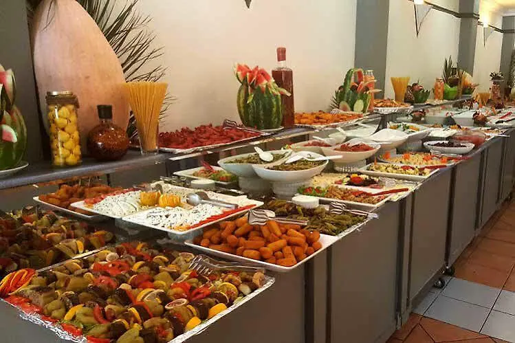 Отель Pigale Family Club Кушадасы