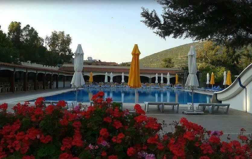 Pigale Family Club Ξενοδοχείο Κουσάντασι